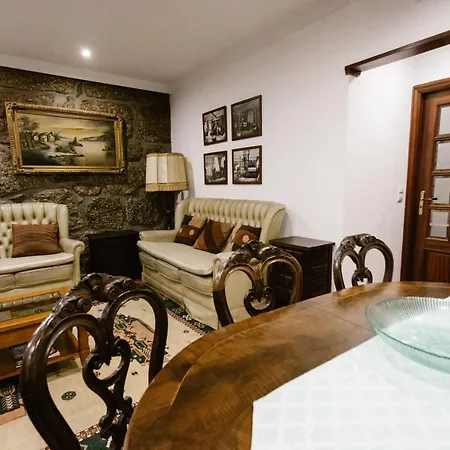 Dom wakacyjny Casa Da Calcada Guimarães